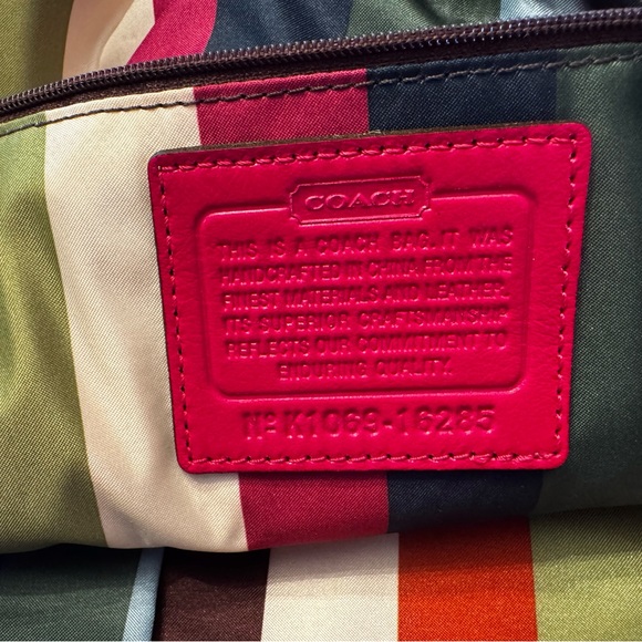 Coach Poppy Rocker - Picture 2 of 9